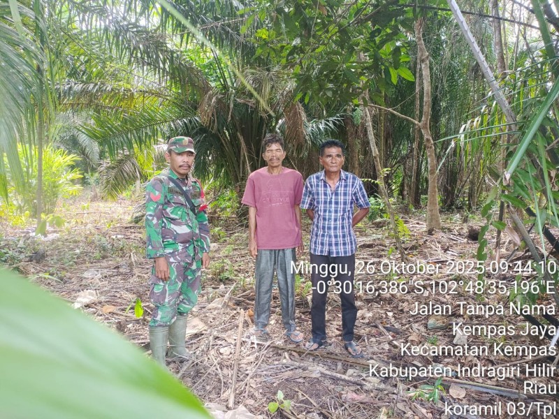 Kopka RH. Tambunan: Patroli Perbatasan Cegah Karhutla di Desa Karta Jaya Kopka RH. Tambunan: Patroli Perbatasan Cegah Karhutla di Desa Karta Jaya