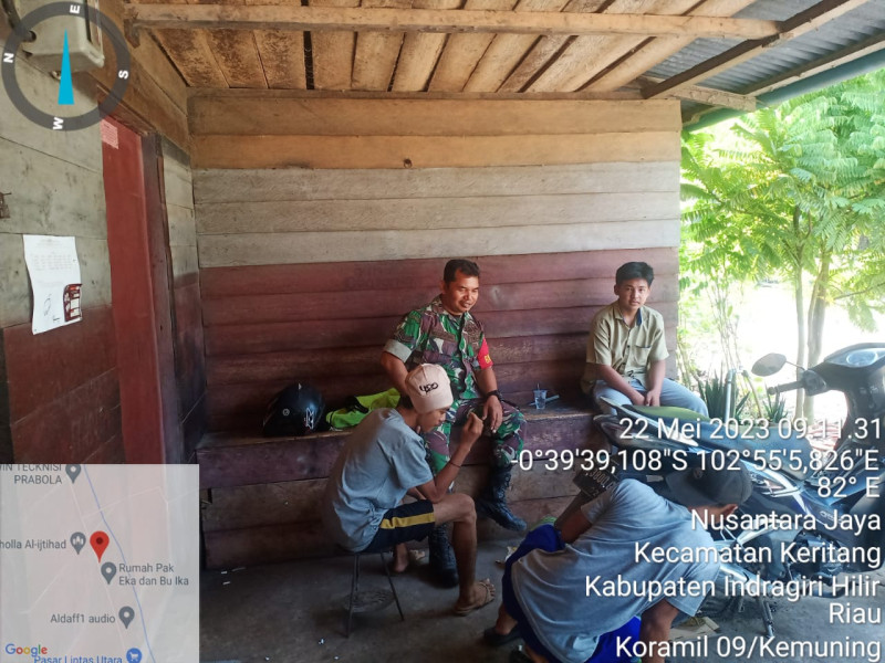 Dengan Semangat Yang Tinggi, Babinsa Koramil 09/Kemuning Jalin Silaturahmi