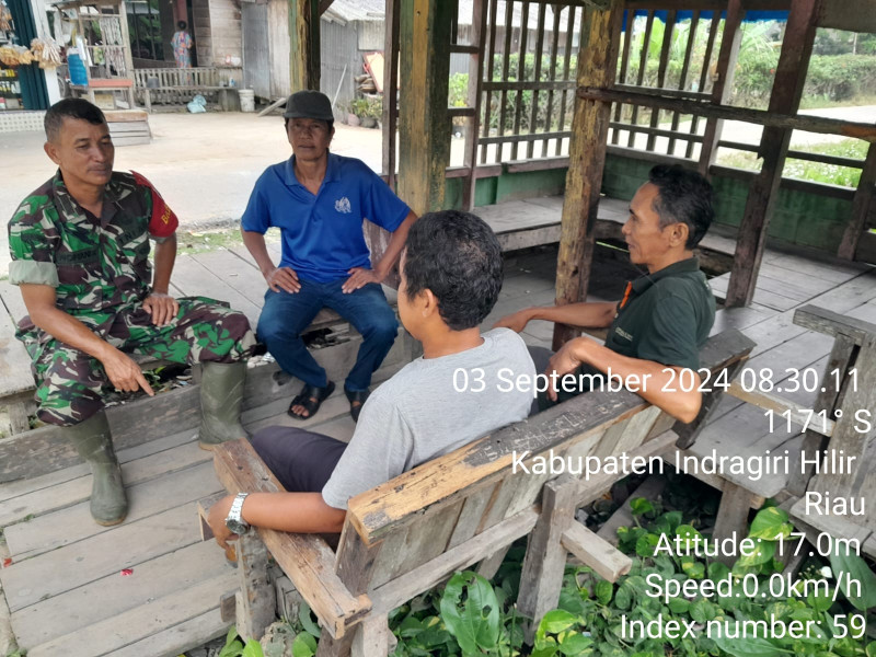 Koramil 07/Reteh Bangun Kerjasama yang Erat Bersama Warga Melalui Komsos