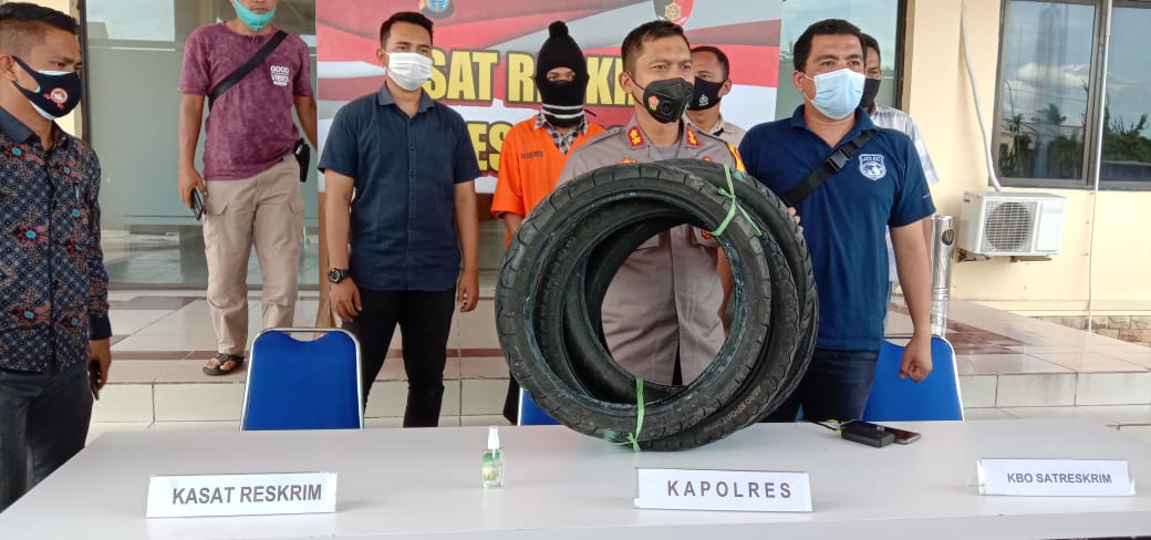 Polres Bengkalis Ringkus Pelaku Pembawa Barang Seludupan Asal Malaysia