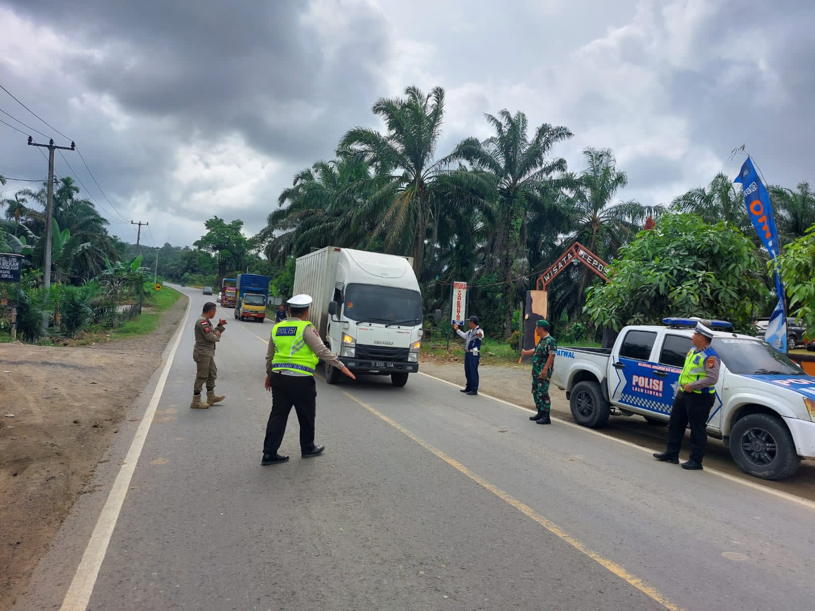 Pengamanan Nataru Oleh Danramil 09/Kemuning