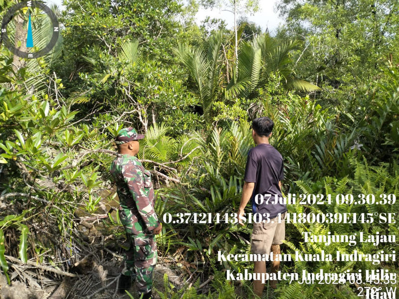 Babinsa Serda S.R. Siahaan Tingkatkan Pencegahan Karhutla di Binaan