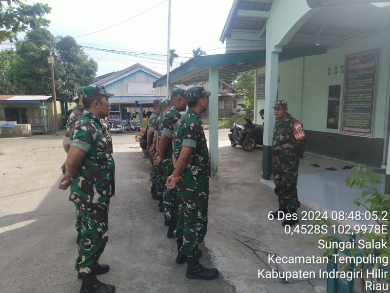 Danpos Ambil Apel Pagi Anggota Koramil 03/Tpl