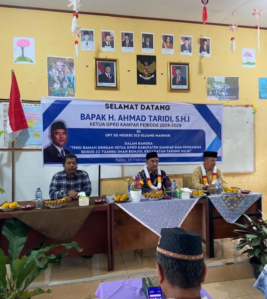 Ketua DPRD Kampar Hadiri Temu Ramah Dengan Kepsek dan Pengawas Gugus III Tuanku Imam Bonjol Ketua DPRD Kampar Hadiri Temu Ramah Dengan Kepsek dan Pengawas Gugus III Tuanku Imam Bonjol