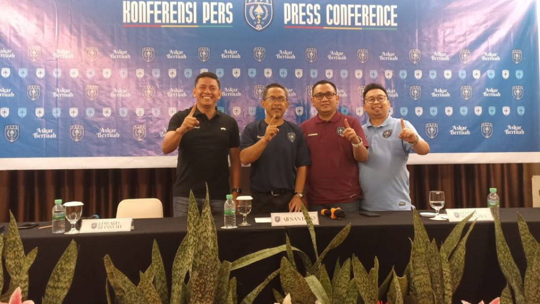 Aji Santoso Resmi Jadi Pelatih PSPS Riau
