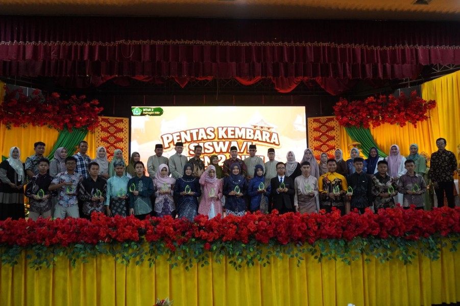 MTsN 2 Inhil Lepas Siswa 2026, Pesan Bupati: Ilmu Jadi Bekal Hadapi Tantangan Hidup
