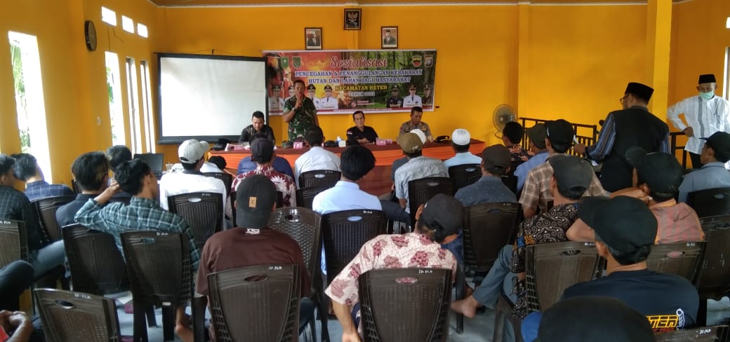 Sosialisasi Pencegahan Penanggulangan Karlahut Oleh Danramil 07/Reteh