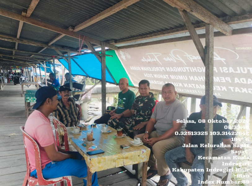 Jelang Pilkada, Babinsa Koramil 04/Kuindra Harap Jaga Kondusifitas Wilayah Bersama Warga