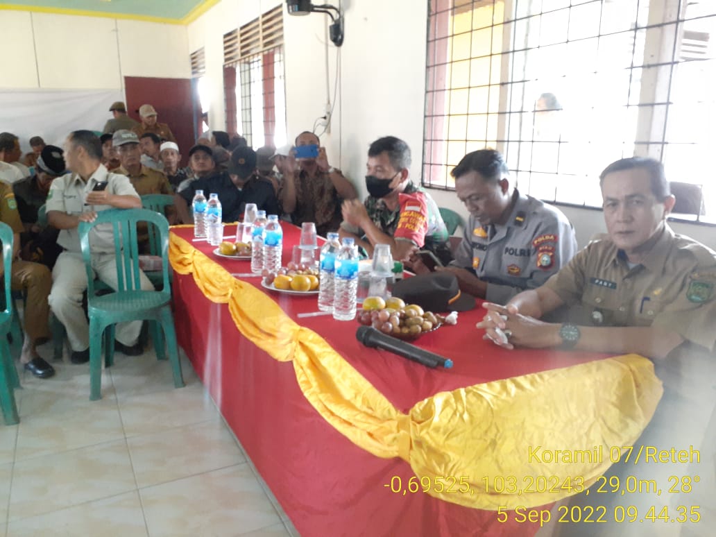 Pelaksanaan Sosialisasi Pupuk Organik dan Bisnis Syariah dari PT. Best Oleh Danramil 07/Reteh