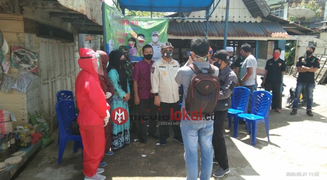 Wabup Inhil Didampingi Laila SU Tinjau Pasar Murah di Kampung Hidayat Kecamatan Kuindra
