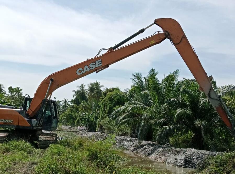 Atasi Banjir, Bupati Rokan Hilir H. Bistamam Normalisasi Sungai Sentolam Bagan Punak Meranti Atasi Banjir, Bupati Rokan Hilir H. Bistamam Normalisasi Sungai Sentolam Bagan Punak Meranti