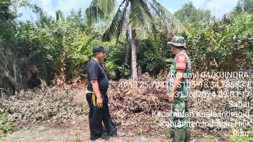 Jaga Lahan dan Hutan Dari Kebakaran Melalui Patroli Rutin Babinsa Koramil 04/Kuindra