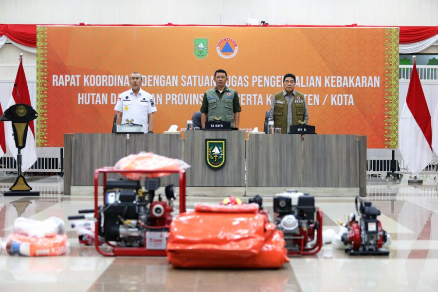 Kepala BNPB Pimpin Rapat Koordinasi Satgas Pengendalian Karhutla