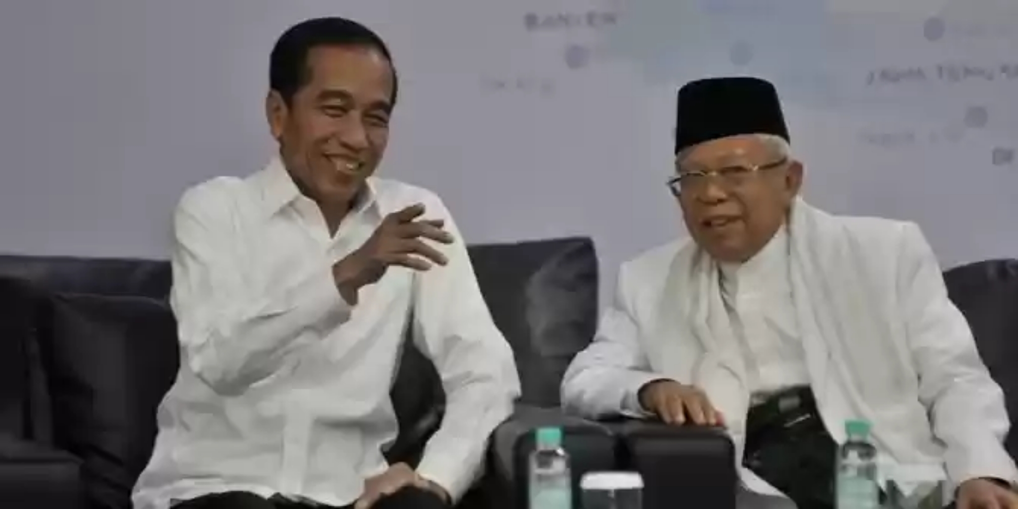 Survei Indikator: 53,9% Publik Puas dengan Kinerja Jokowi, Ma'ruf 39%