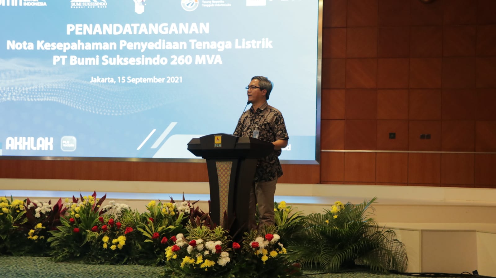 Kini Giliran Tambang Emas Milik Bumi Suksesindo Sambung 260 MVA dari Listrik PLN