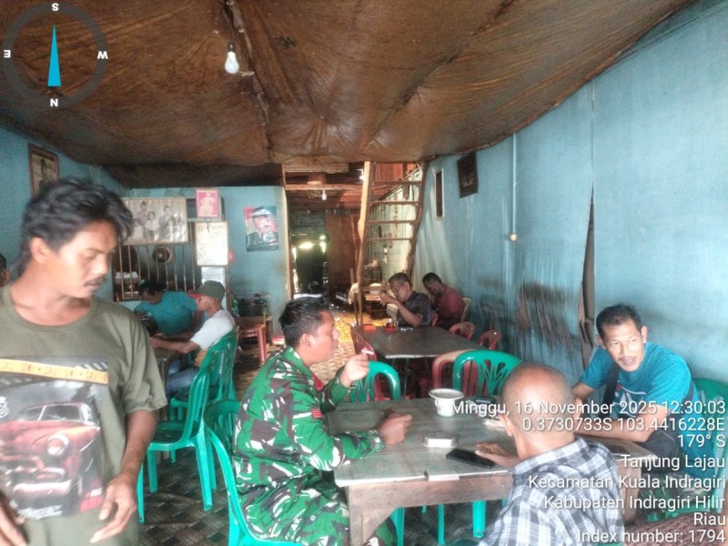 Babinsa Koramil 04/Kuindra Himbau Warga Jaga Keamanan dan Ketentraman