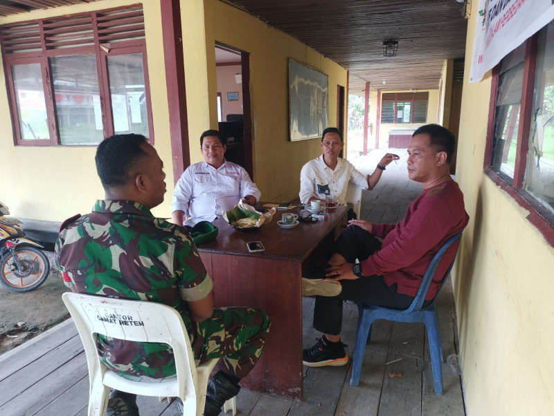 Babinsa Serda Margono Tingkatkan Tali Silaturahmi Dengan Warga