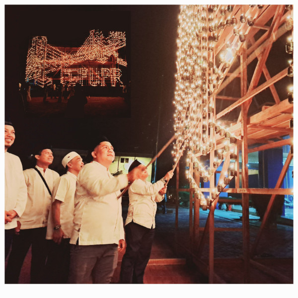 Bertema Jembatan, Dinas PUPR Senantiasa Turut Merawat Tradisi Lampu Colok Bengkalis pada 7 liko 1445 H/2024 M.