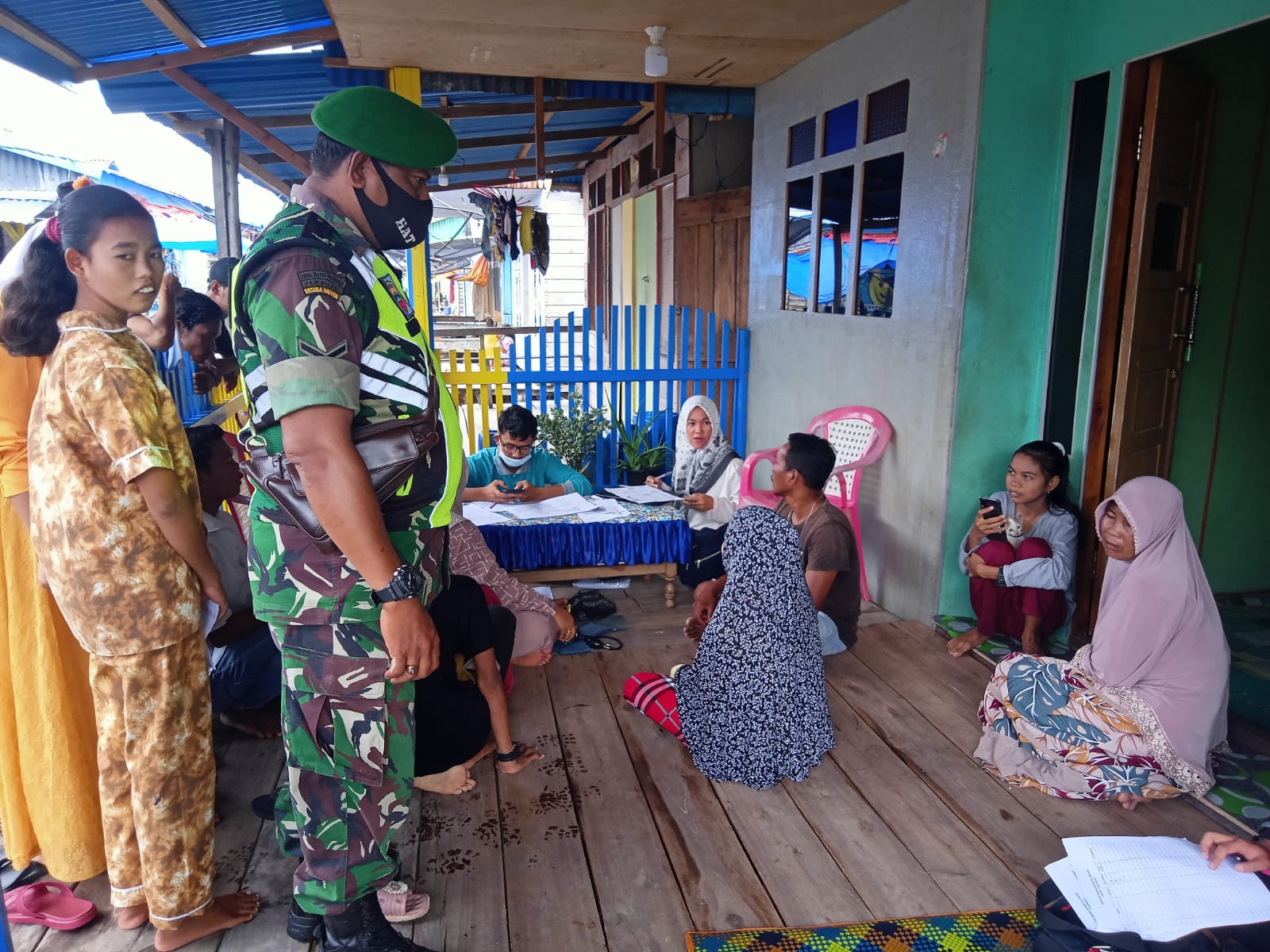 Babinsa Koramil 04/Kuindra Rutin Turun Ke Wilayah Binaan Untuk Melakukan Komsos