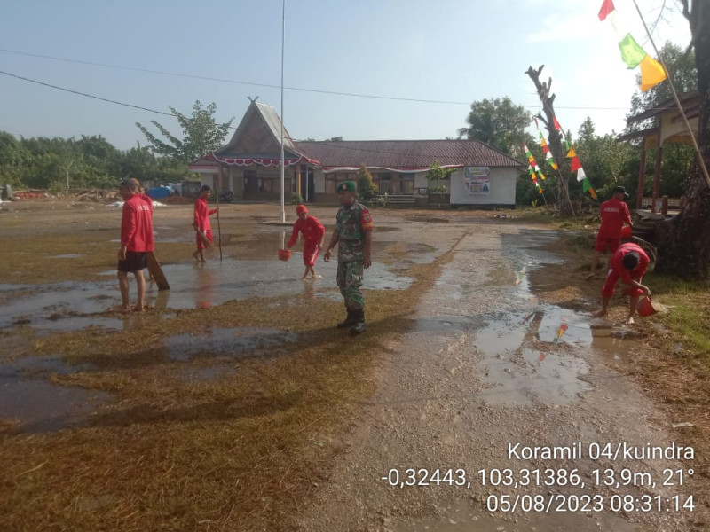 Giat Para Paskibra Untuk Latihan, Babinsa Koramil 04/Kuindra Terus Dampingi Untuk Melatih