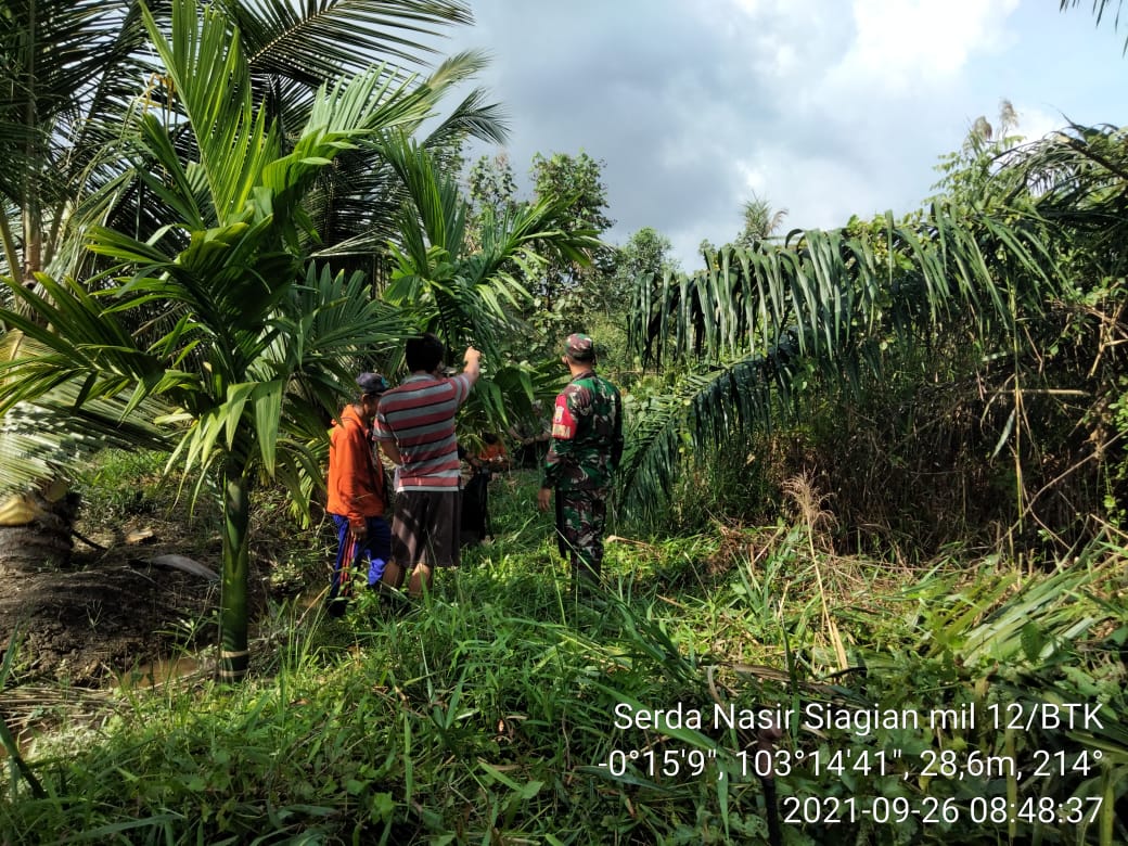 Babinsa Koramil 12/Batang Tuaka Laksanakan Patroli Karhutla di Kelurahan Sungai Piring