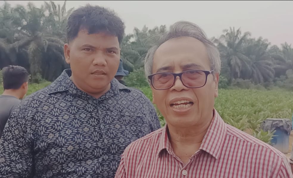 Ketum MAKSI dari Bogor Lakukan Kunjungan ke Penangkaran Bibit Sawit Sri Wahyuni