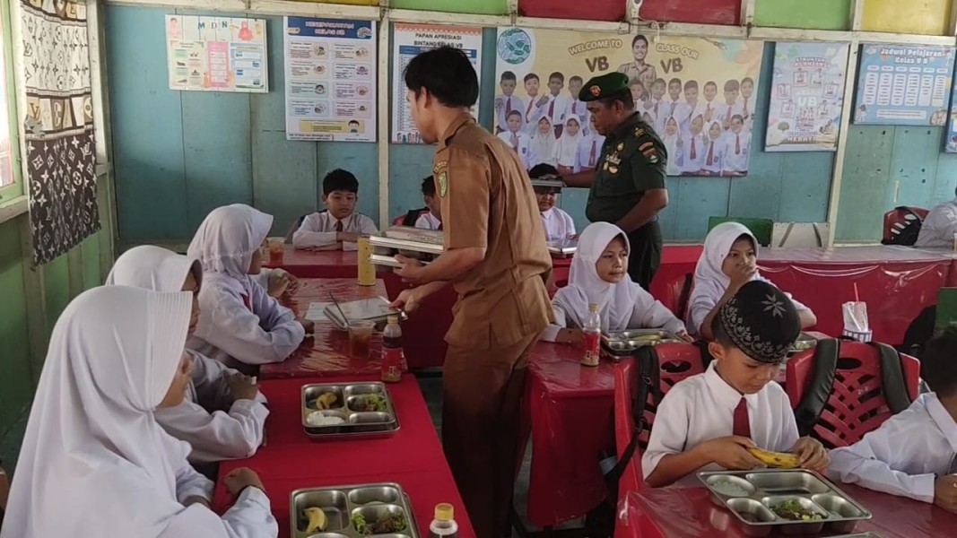 Babinsa Koramil 09/Kemuning: Kami Ingin Anak-anak Tumbuh Sehat dan Kuat