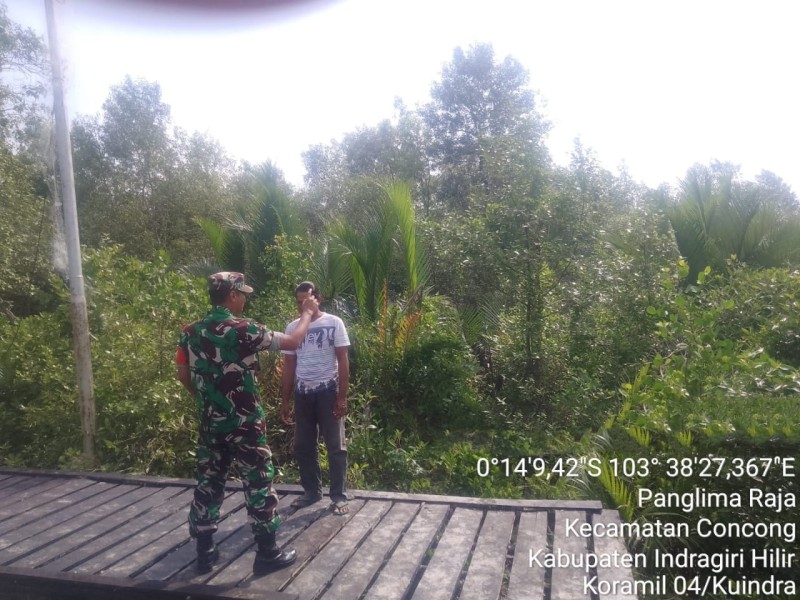 Babinsa Desa Panglima Raja  Gencar Lakukan Patroli dan Sosialisasi Karlahut