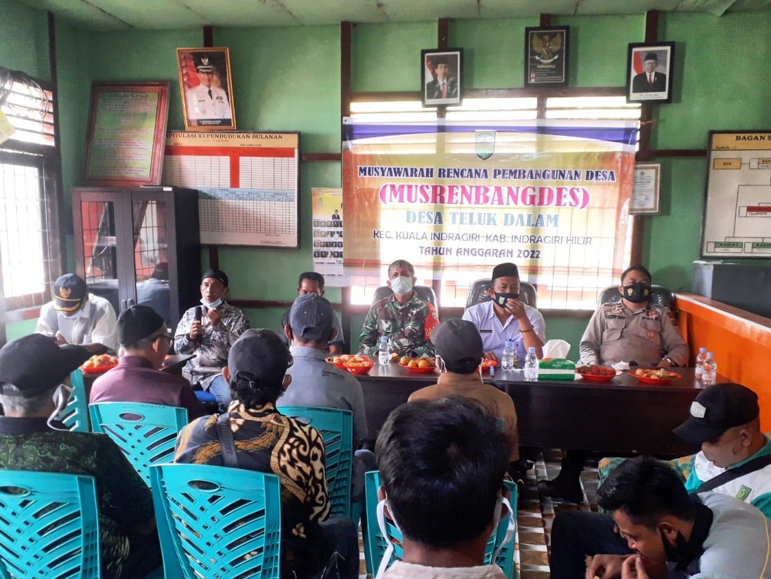 Babinsa Koramil 04/Kuindra Turut Serta Sukseskan Pembangunan