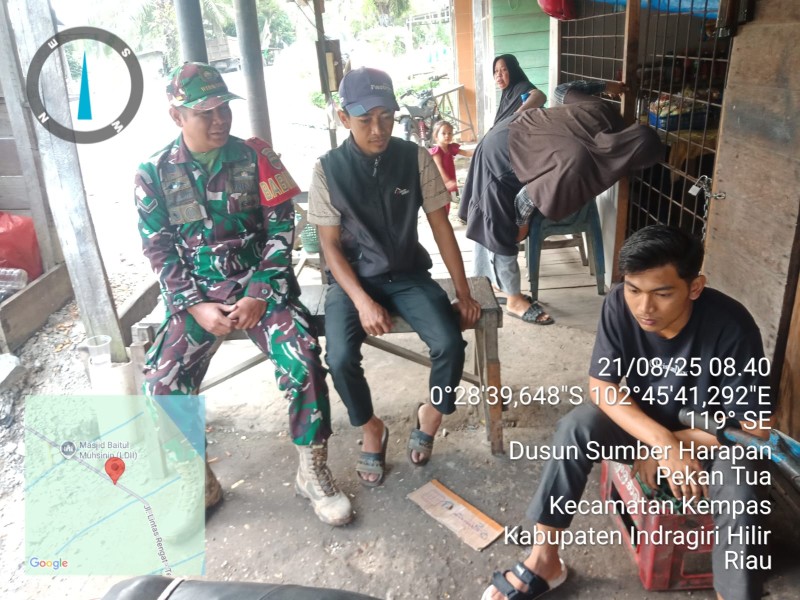 Serda Riko Saputra, Babinsa Koramil 03/TPL, Jalin Silaturahmi dengan Pemuda Desa Pekan Tua, Wujudkan Kebersamaan dan Kemanunggalan TNI dengan Rakyat