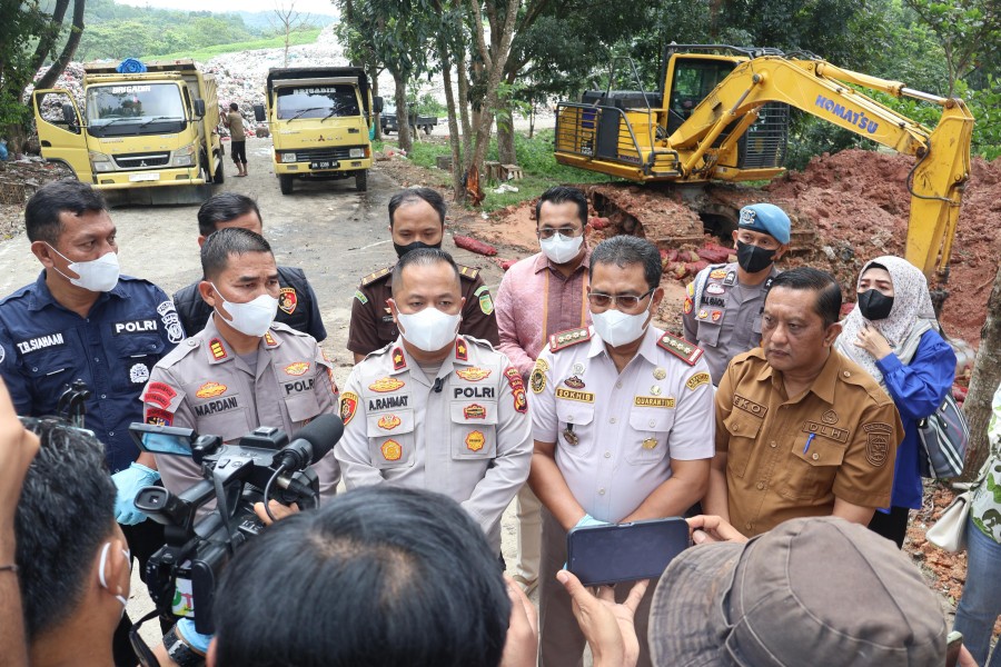 Polres Pelalawan Musnahkan Barang Bukti Tindak Pidana Karantina Hewan, Ikan dan Tumbuhan