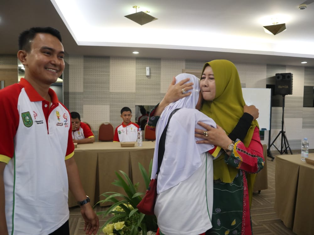 Ketua SOIna Inhil Tinjau Atlet Pesonas 1 Semarang asal Indragiri Hilir