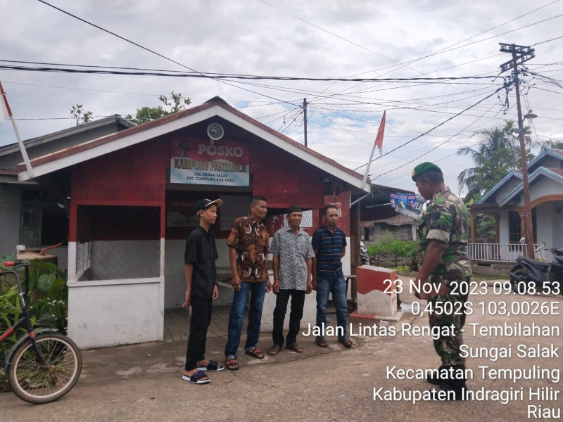 Jalin Keakraban dan Kebersamaan Melalui Komsos Bersama Babinsa Koramil 03/Tpl