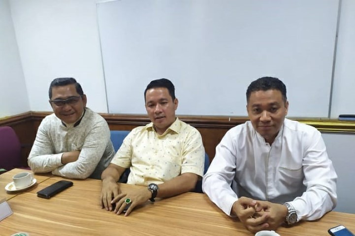 Tidak Dilibatkan dalam Pembentukan AKD, Tiga Fraksi DPRD Riau Ancam Gelar Paripurna Tandingan