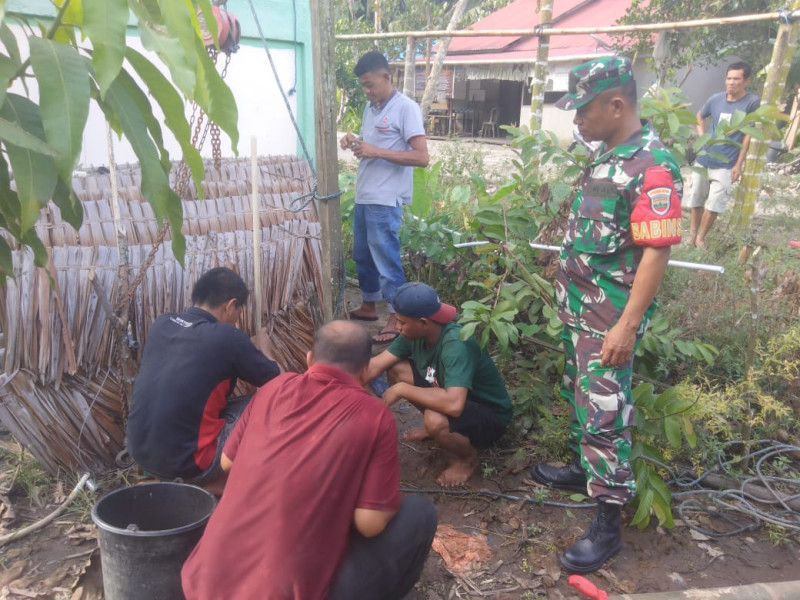 Melalui Komsos,  Babinsa 05/Gas Serda Rudi Hartono Jalin Silaturrahmi Dengan Masyarakat