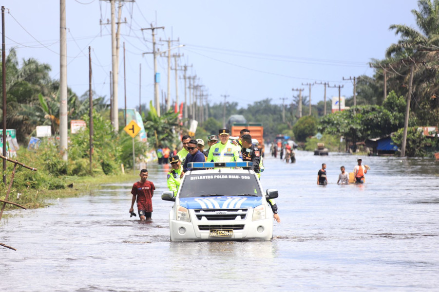 Irjen.Pol. M. Iqbal Siapkan Solusi Terintegrasi Atasi Banjir di Riau