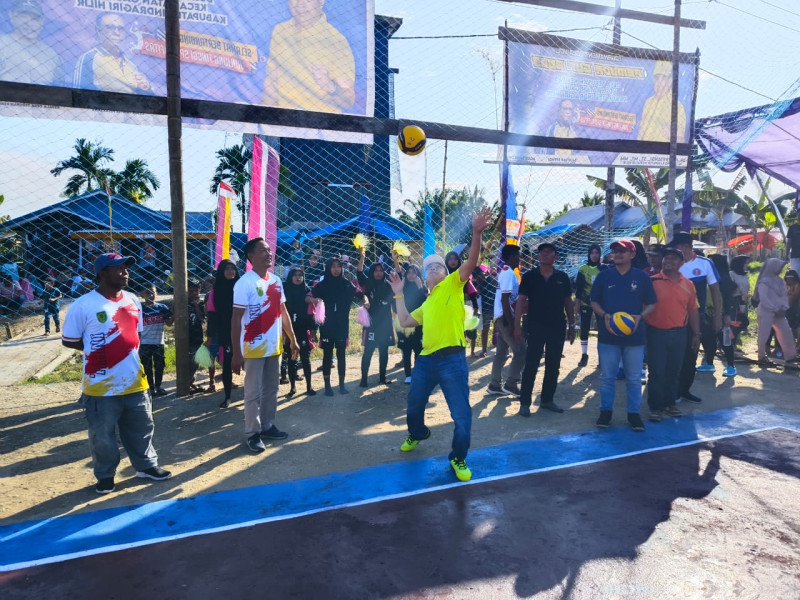 H. Ferryandi Buka Secara Resmi Turnamen Volly Ball Pemuda Cup Kecamatan Gaung