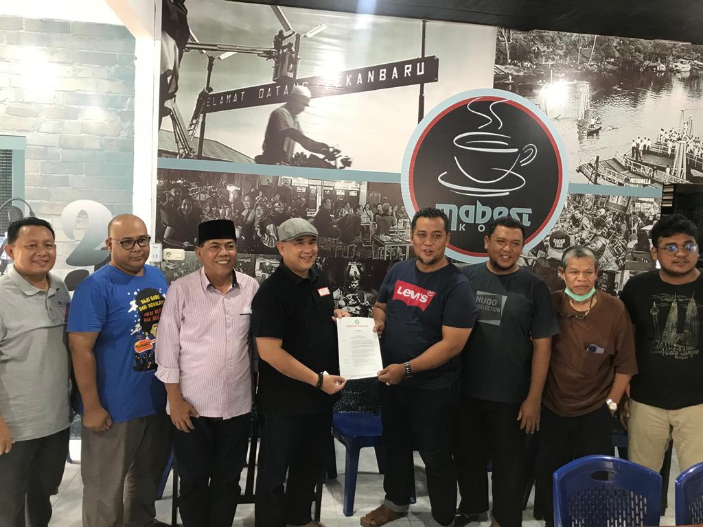 SK Masa Bakti 2022-2027 Persatuan Olahraga Domino Indonesia Kabupaten Inhil Resmi Diterima