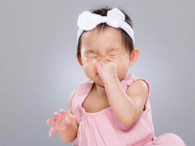 Kenali Gejala, Penyebab dan Tips Pengobatan Hidung Tersumbat pada Bayi