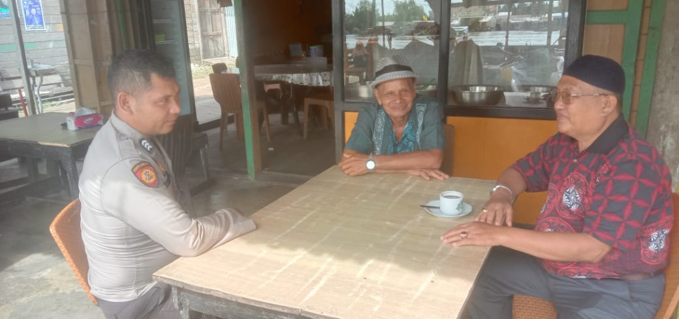 Jaga Wilayah Tetap Aman dan Nyaman, Personil Polsek Gaung Brigadir Maraguna Tambunan Melaksanakan Kegiatan Sambang Terhadap Masyarakat