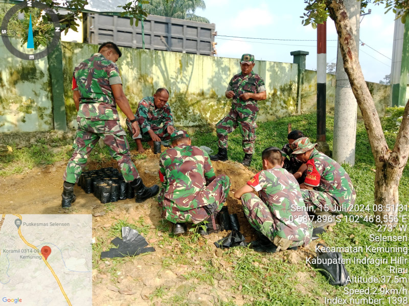 Danramil 09/Kmg Dampingi Penyemaian Bibit Pohon Keras di Wilayah Koramil