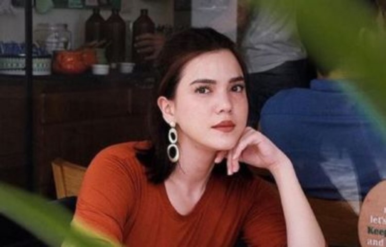 Ke Mall Lagi, Alice Norin Merasa Aneh