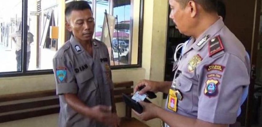 Oalah ! Ingin Terlihat Gagah di Depan Kekasih, Pria Asal Riau Nekat Jadi Polisi Gadungan