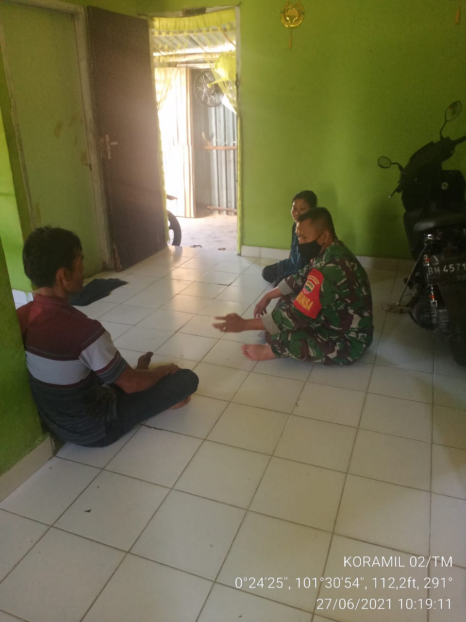 Babinsa Desa Rantau Panjang Rutin Komsos dengan Masyarakat Binaan