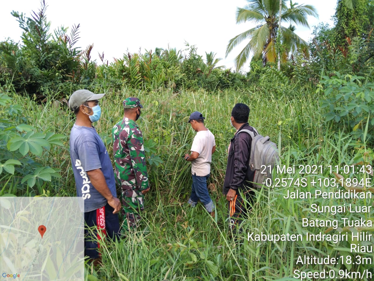 Babinsa Koramil 12/Batang Tuaka Lakukan Patroli Pengendalian  Karhutla