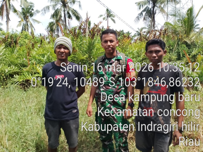 Melalui Patroli Tapal Batas, Babinsa Koramil 04/Kuindra Berhasil Meningkatkan Kesadaran Masyarakat