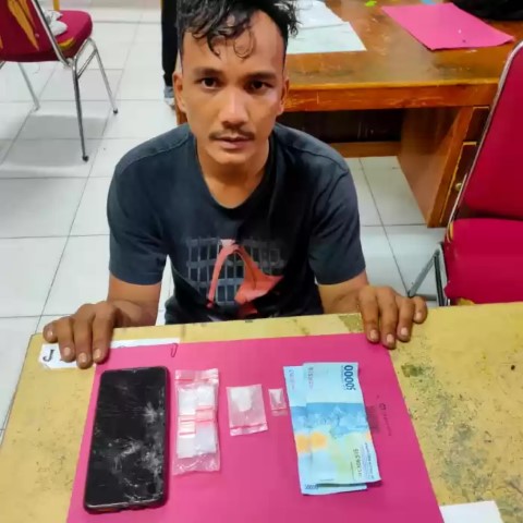 Siak amankan satu orang diduga pengedar Narkotika Jenis sabu Di kecamatan tualang