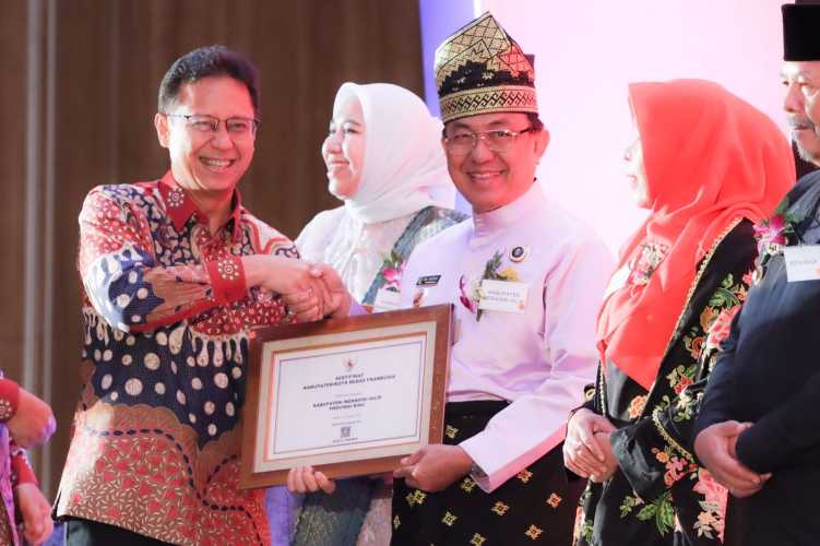Kabupaten Inhil Terima Piagam Bebas Frambusia dari Kementrian Kesehatan RI
