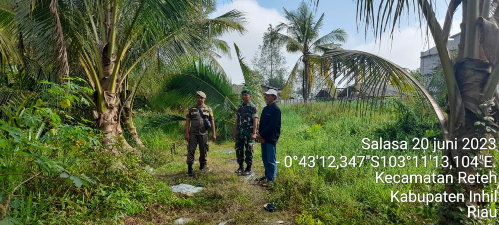 Jaga Hutan dan Lahan Demi Lingkungan Sekitar Bersama Babinsa Koramil 07/Reteh