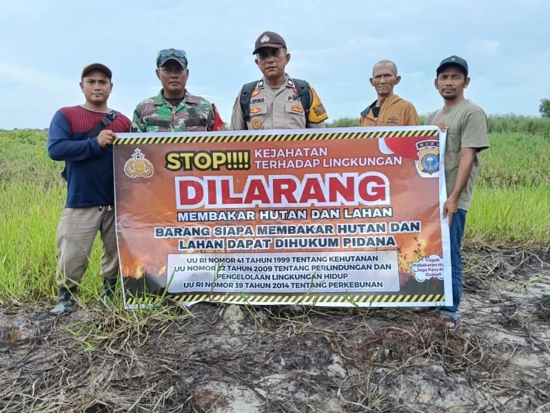 Polsek Kemuning dan Koramil 09/Kemuning Serta Pemdes Sekara Laksanakan Patroli Gabungan Cegah Karhutla